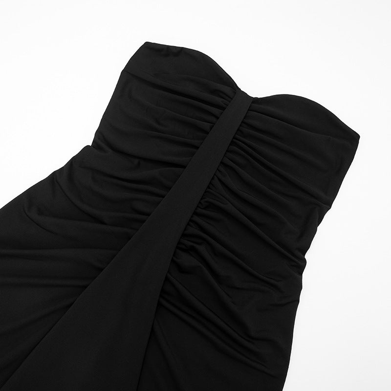 Sleeveless Slim Fit Dress with Sweetheart Neckline and Pleated Wrap Detail | noémi