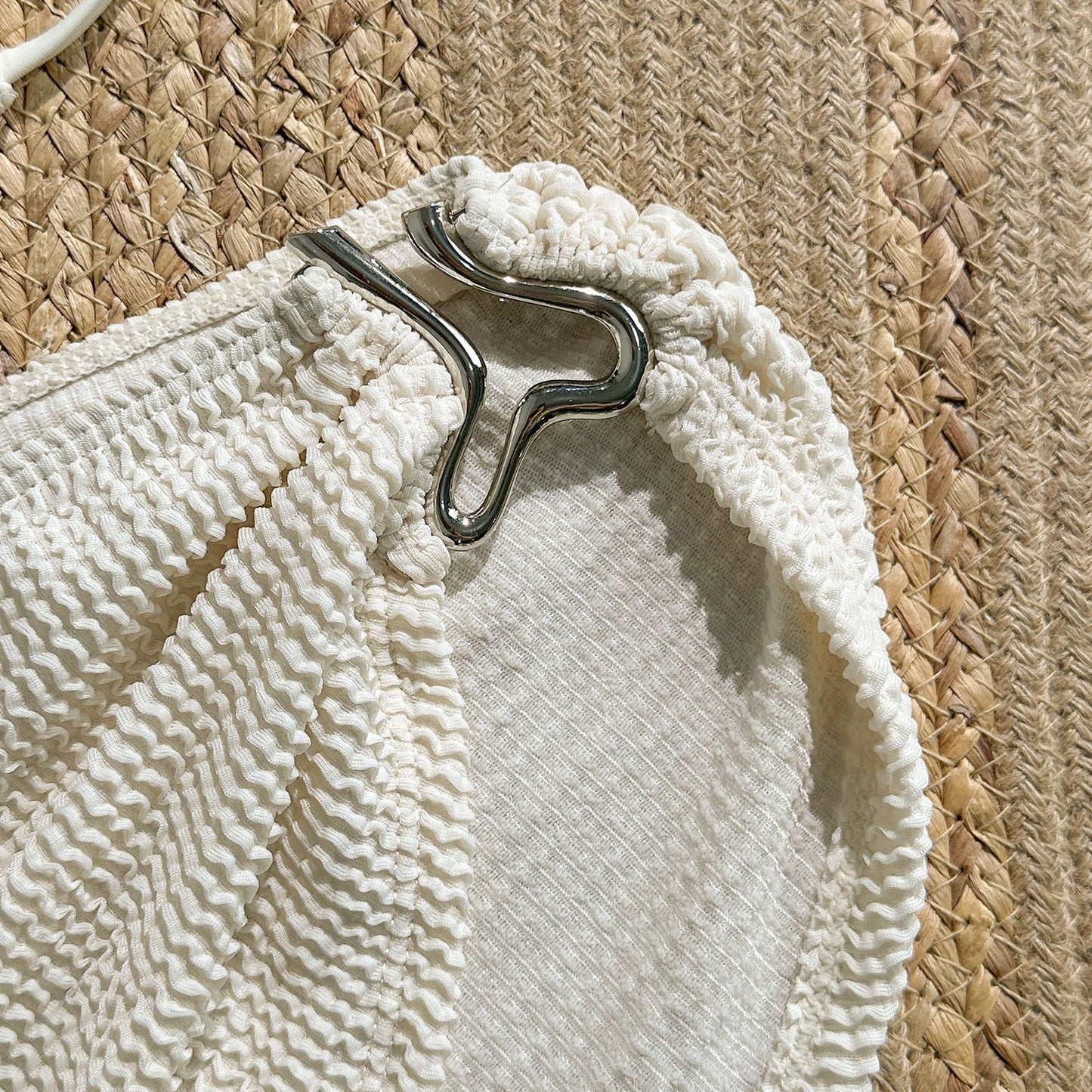 Three Piece Bikini Set with Matching Cover Layer for Women | noémi