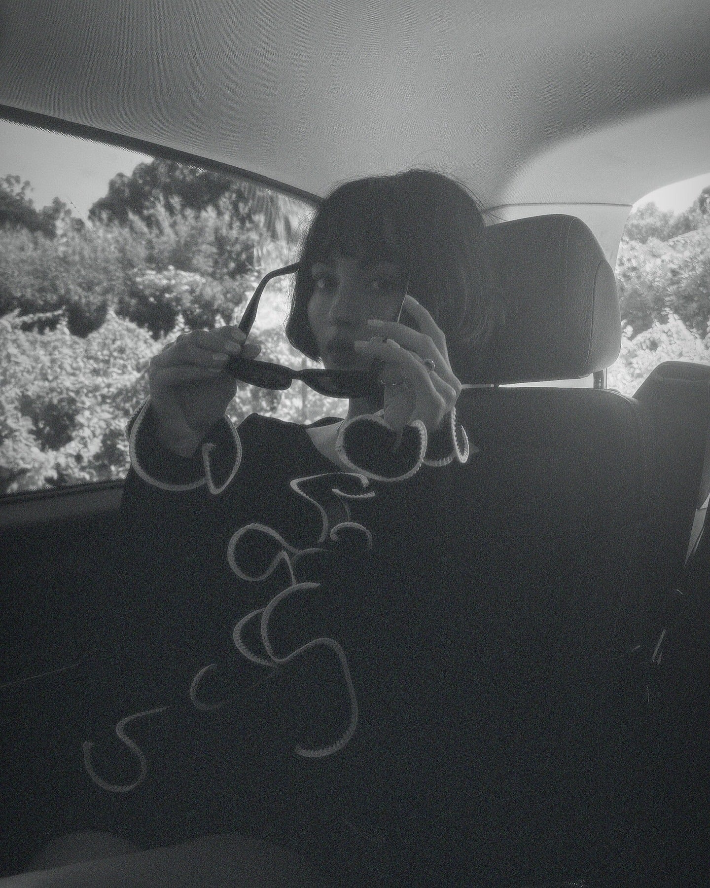 Wavy Contrast Trim Knit Top | Slim Fit, Contrast Stitch, Long Sleeve | noémi