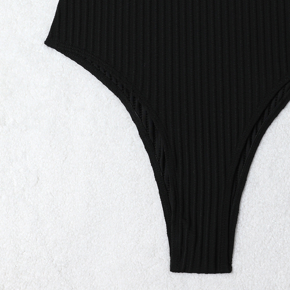 Solid Color One Piece Swimsuit with Floral Print Fabric | noémi