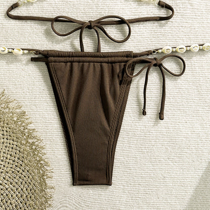 Shell Detail Striped Bikini Set with Split Design for Women | noémi