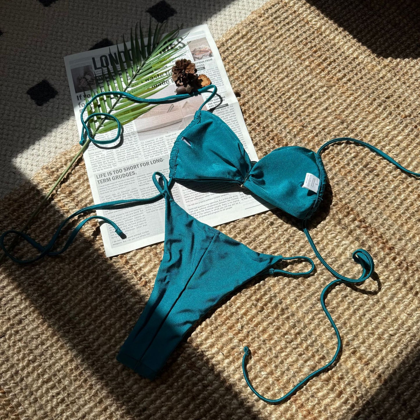 Solid Color Nylon Light Halter Women Bikini Swimsuit | noémi