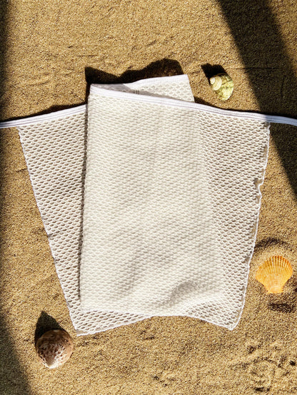 Three Piece Hollowed Solid Color Bikini Set Swimsuit | noémi