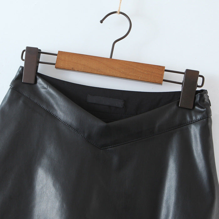 Faux Leather Mini Skirt | Black HighWaist Fit with Side Slit | noémi
