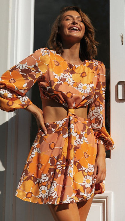 Womens Floral Printed Cropped Backless Dress with Lantern Sleeves | noémi