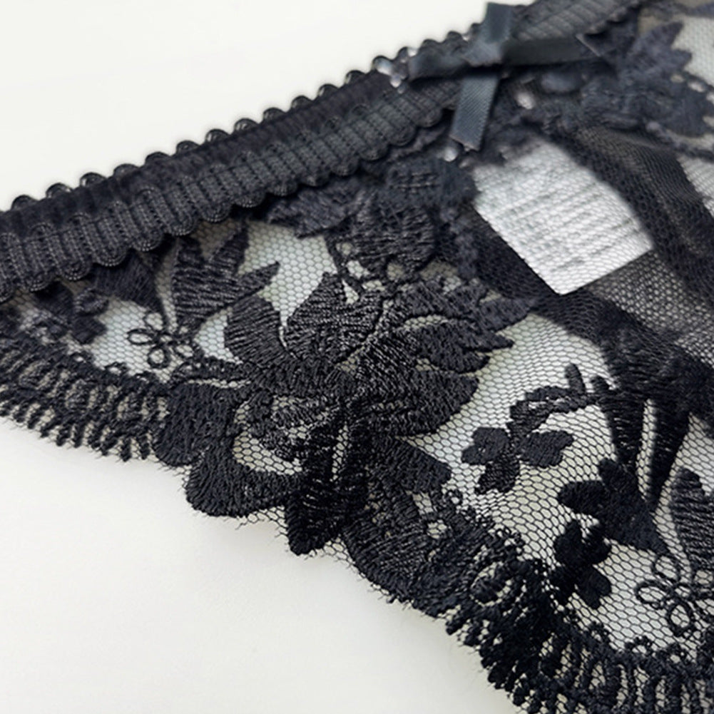 Black Lace Thong with Delicate Fit and Minimal Design | noémi