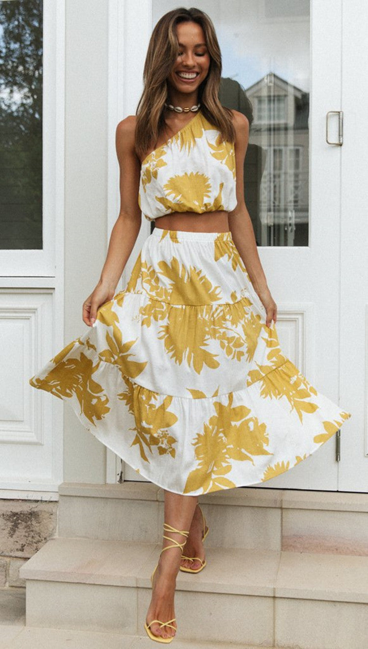 Womens Two Piece Summer Set | Diagonal Collar Crop Top, Large Swing Skirt | noémi