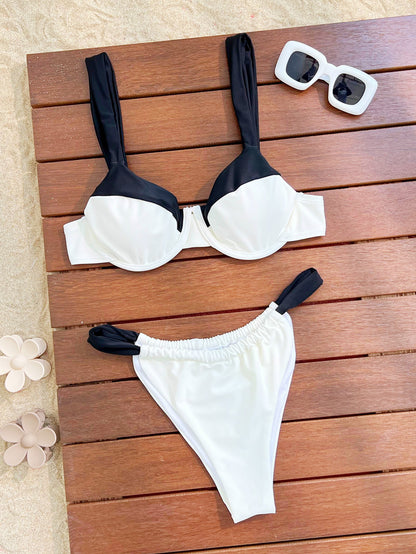 Halter Bikini Set | Black & White Color Block Swimwear for Women | noémi